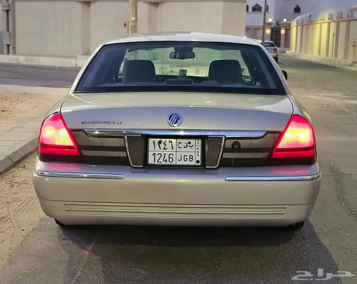 فورد جراند ماركيز 2008 7