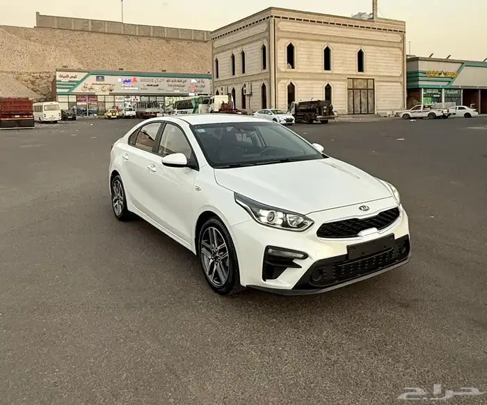 كيا K3 ( بنزين ) 2021 فل كامل بدون فتحه سقف للبيع 2