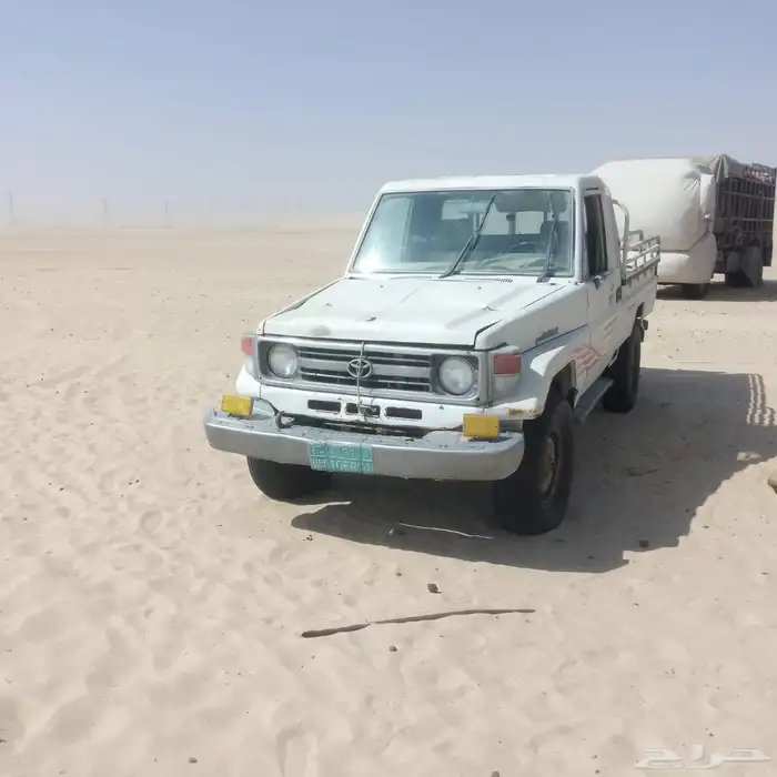 للبيع جيب شاص موديل 2003 مسقط 2