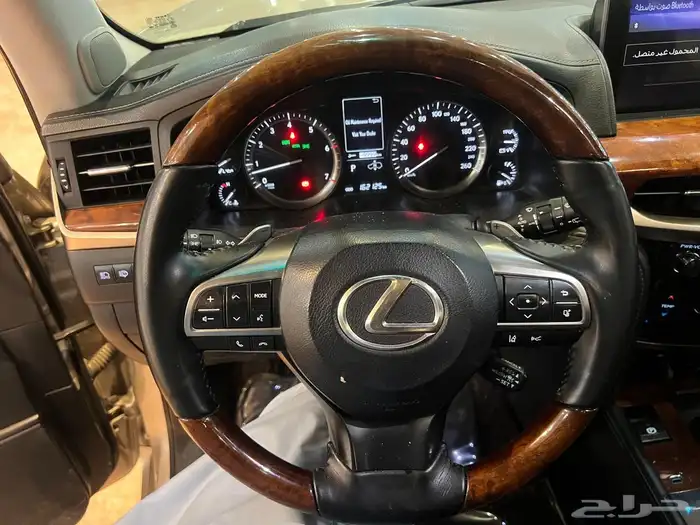 لكزس بريمي ذهبي DD vعداد 165000 18
