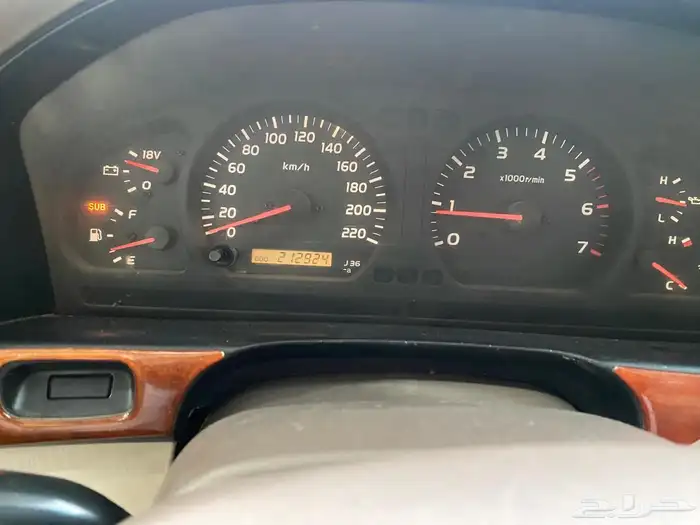 للبيع صالون 2002 وكاله صنف 5