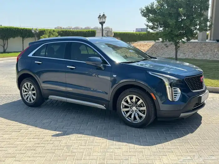 كاديلاك XT4 2020 1