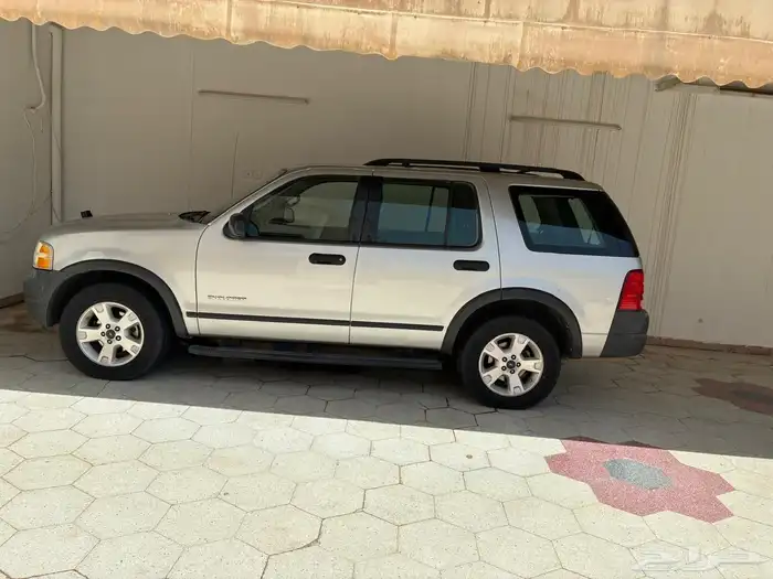 فورد اكسبلور موديل 2004 11