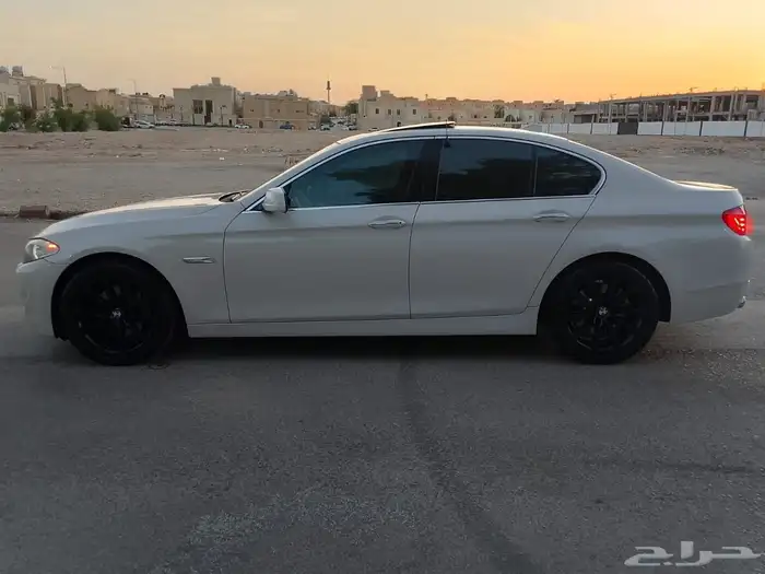بي ام دبليو 523 6 سلندر بدون تيربو ممشى قليل 12