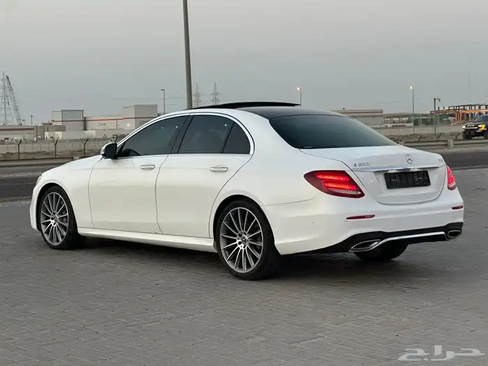 مرسيدس E300 خليجي موديل 2020 موجودة بدبي 13