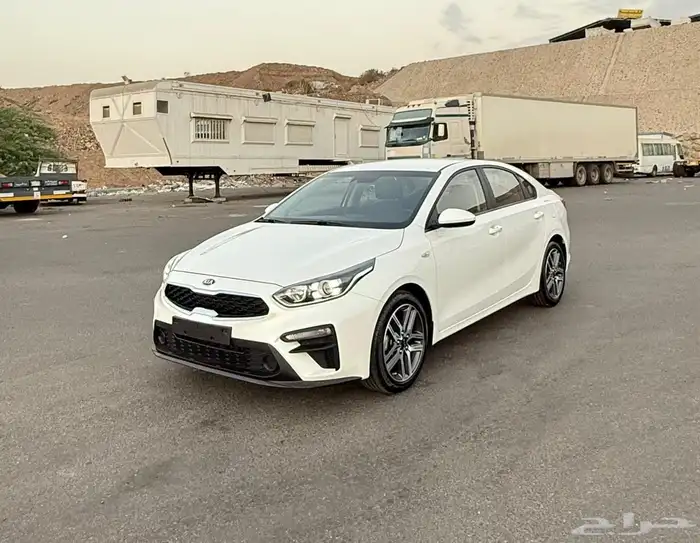 كيا K3 ( بنزين ) 2021 فل كامل بدون فتحه سقف للبيع 0