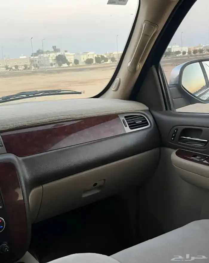 تاهو فل كامل دبل سعودي لون اسود ملكي 7