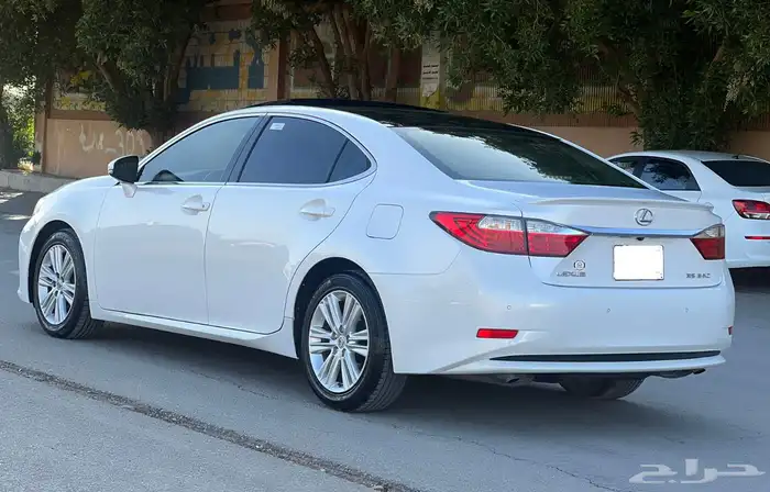 لكزس ES350 2015 4