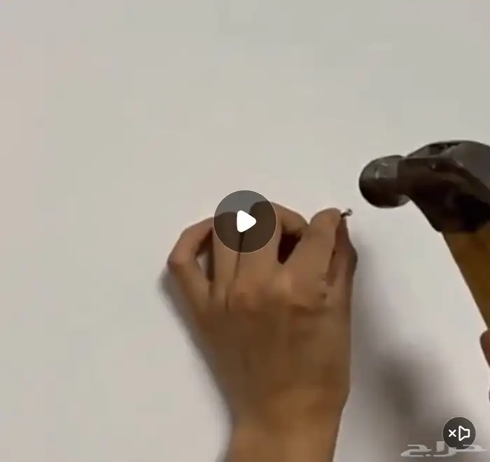 ساعة حائط ذهبية 2
