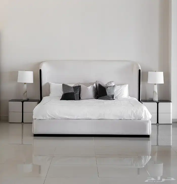 سرير  كينغ  نفرين  الرياض  جديد  نظيف  مترين  لون  سكري 3