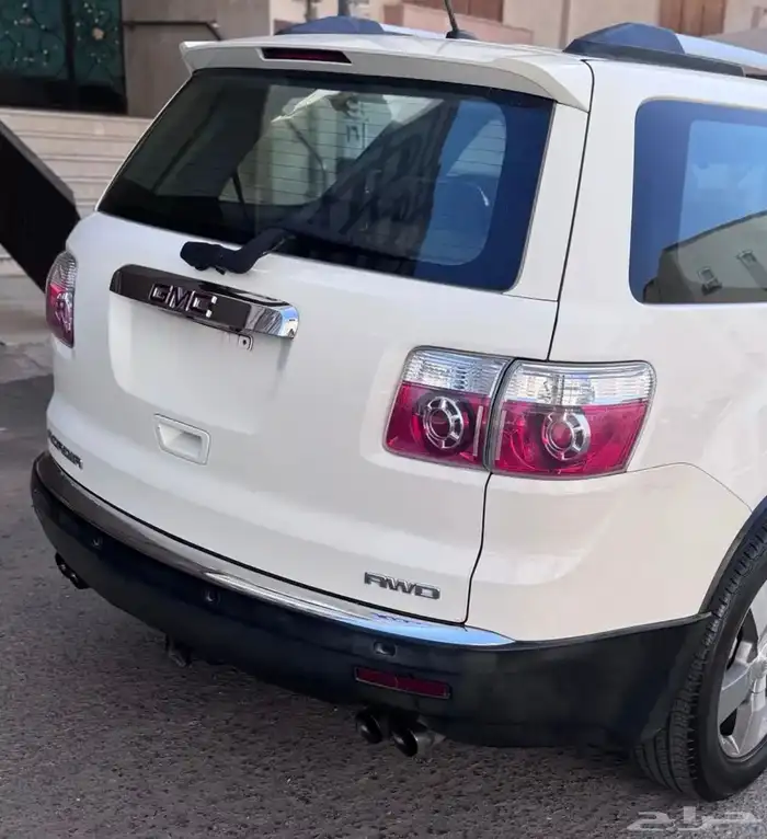 جمس (GMC) اكاديا نظيفة - ممشى قليل 5