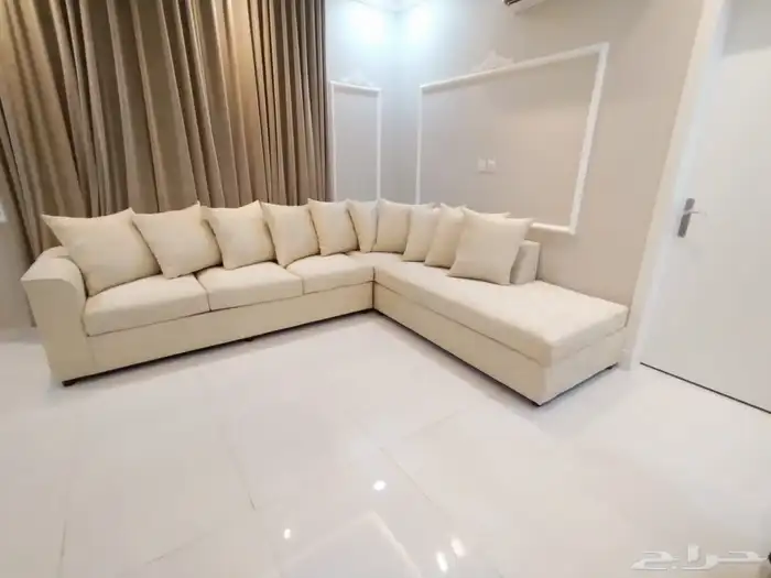 غرف نوم وكنب ستاير وخزائن حسب الطلب 0