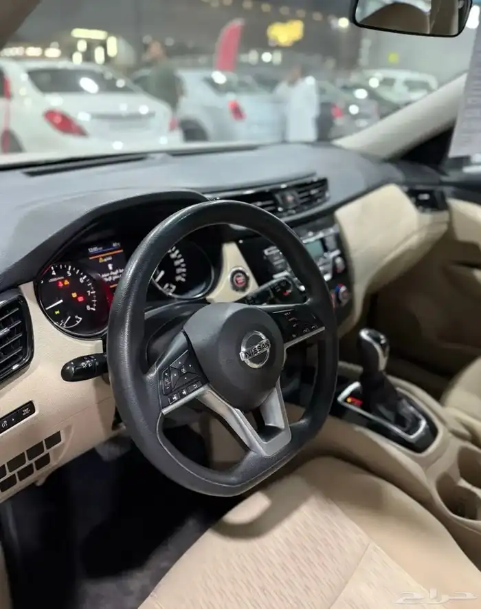 اكس تريل 2020 نص فل دبل لدى معرض(عبيد الرشيدي) 5