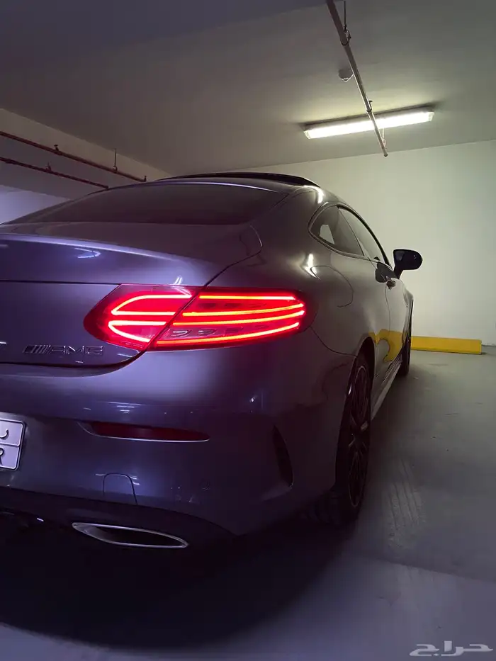 مرسيدس c300 كوبية بحالة الوكااالة 19