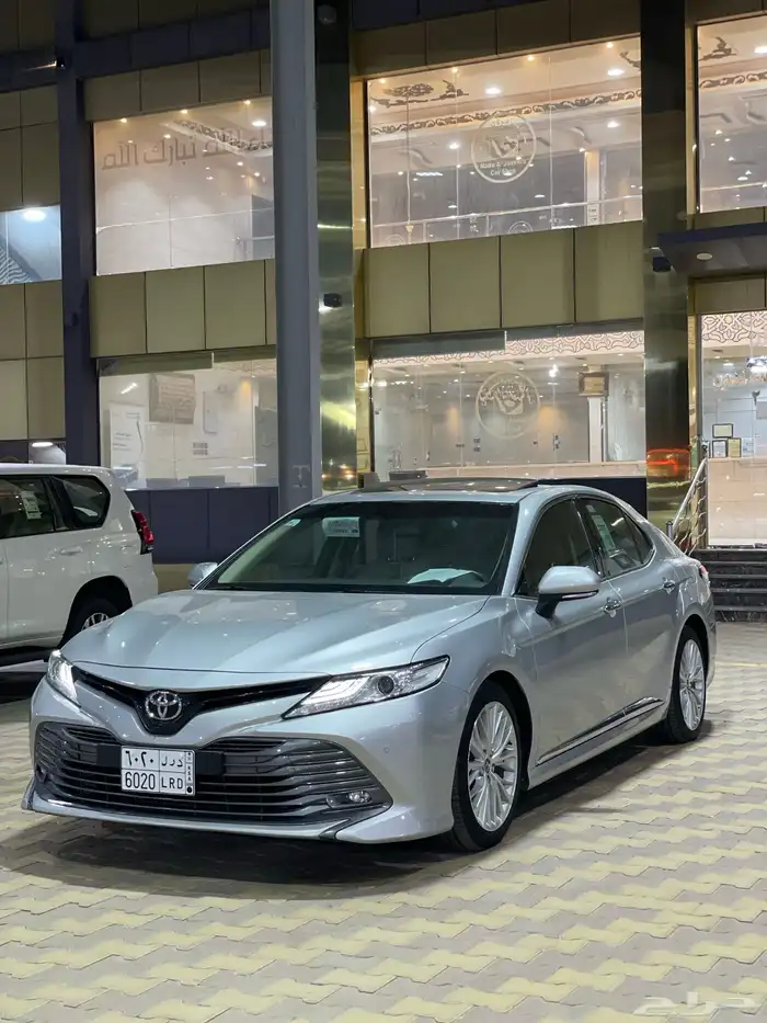 تويوتا كامري قراندي بنزين 2018 1