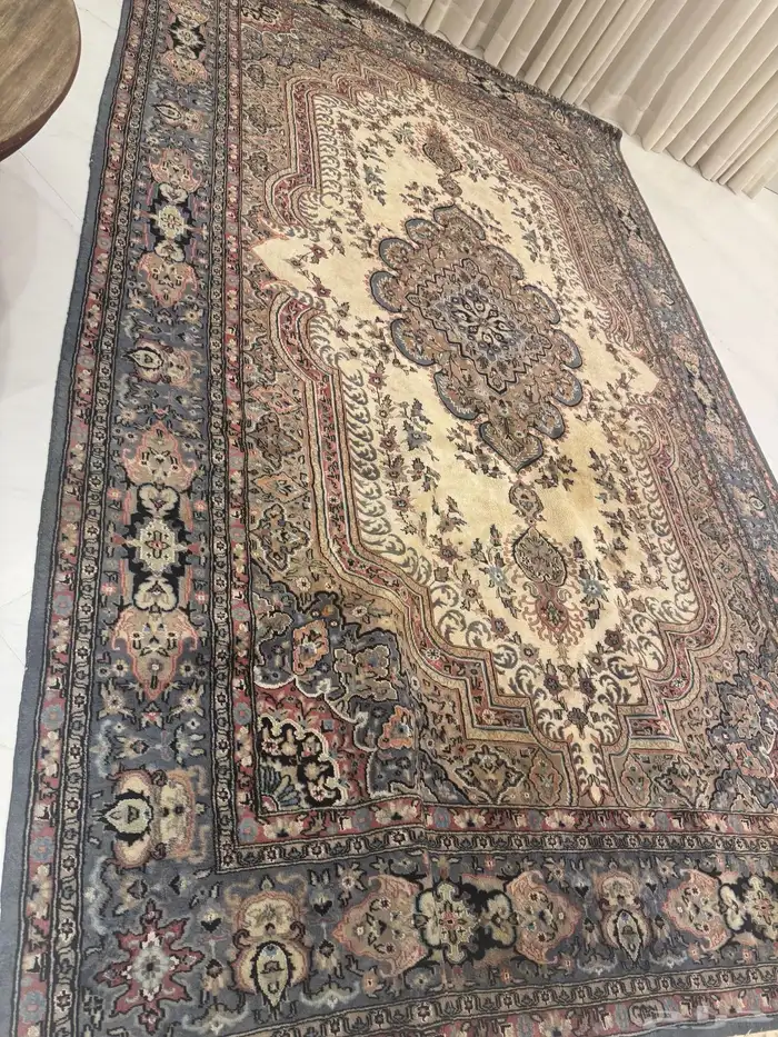 زولية سجاد إيراني 0