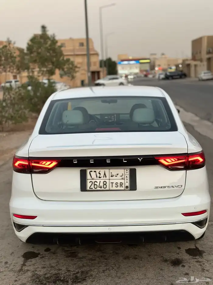 جيلي امجراند 2023 6