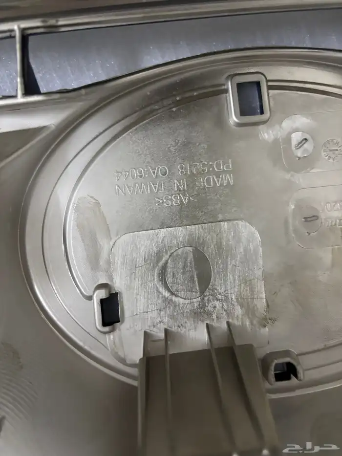 شبك افالون سماعات وشاشه وكنترول مكيف للبيع موديل 2011 و12 1