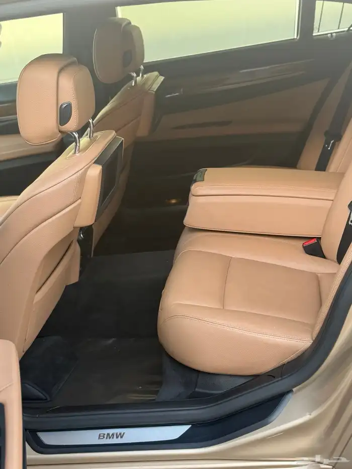 بحالة الوكالة وممشى قليل BMW 730 13