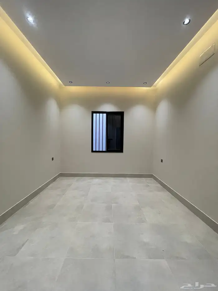 للبيع شقق علويه تشطيب ممتاز من 520 الف ابها المحاله 4
