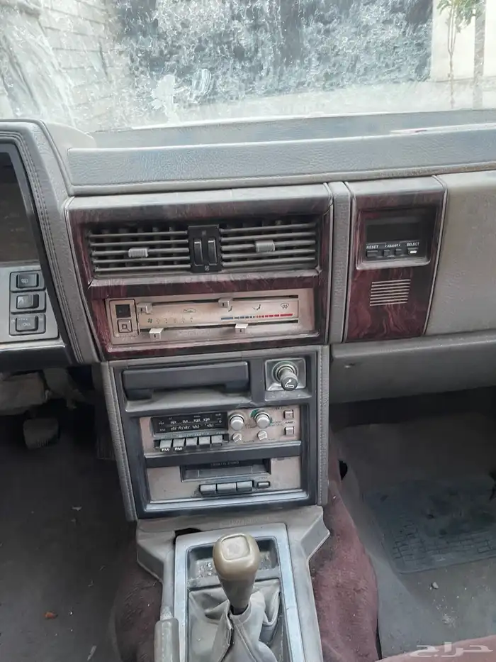 نيسان لوريل 1985 200L تشليح قطع 14