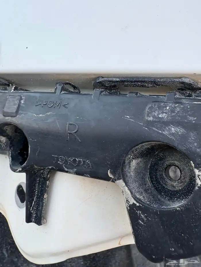 رفرف هايلوكس مدبلة 2013امامي يمين شد بلد 6