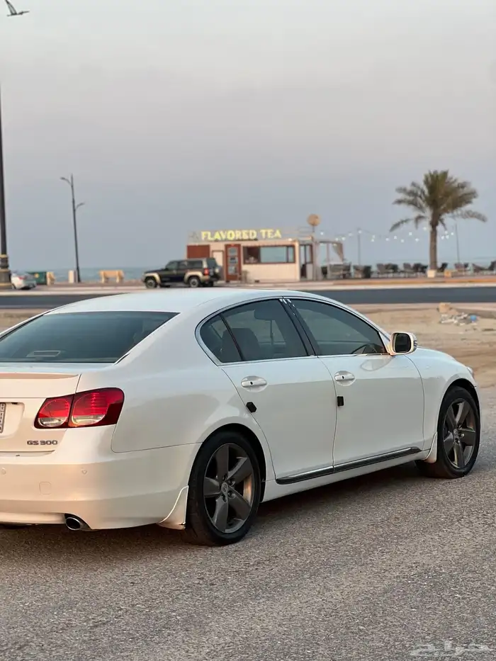 لكزز GS300 8