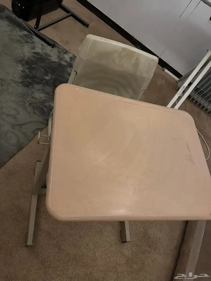 طاولة دارسه 0