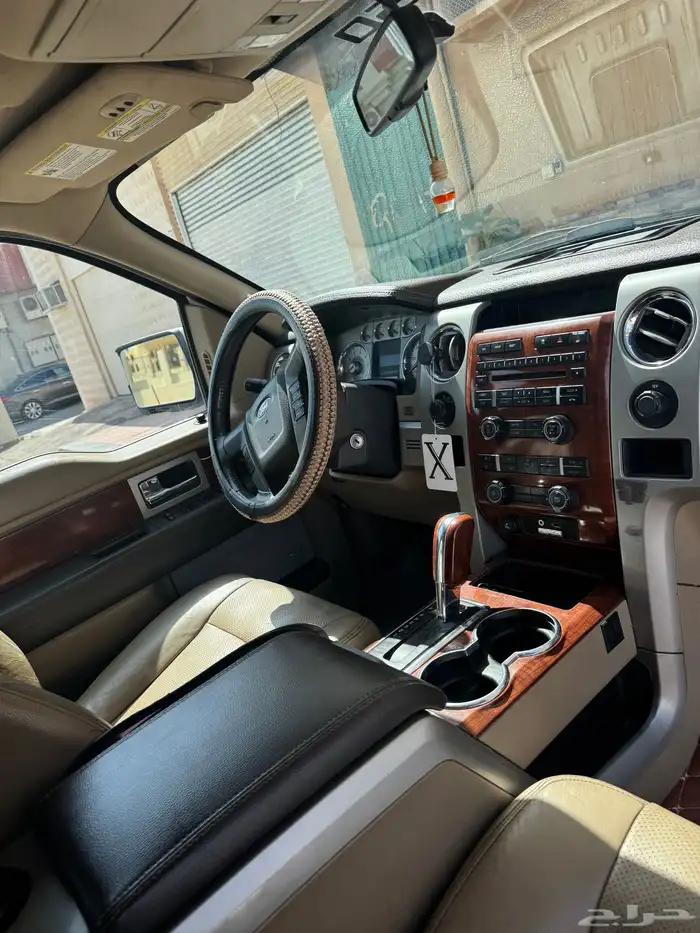 فورد اف 150 نظيف مجهز للرحلات 11