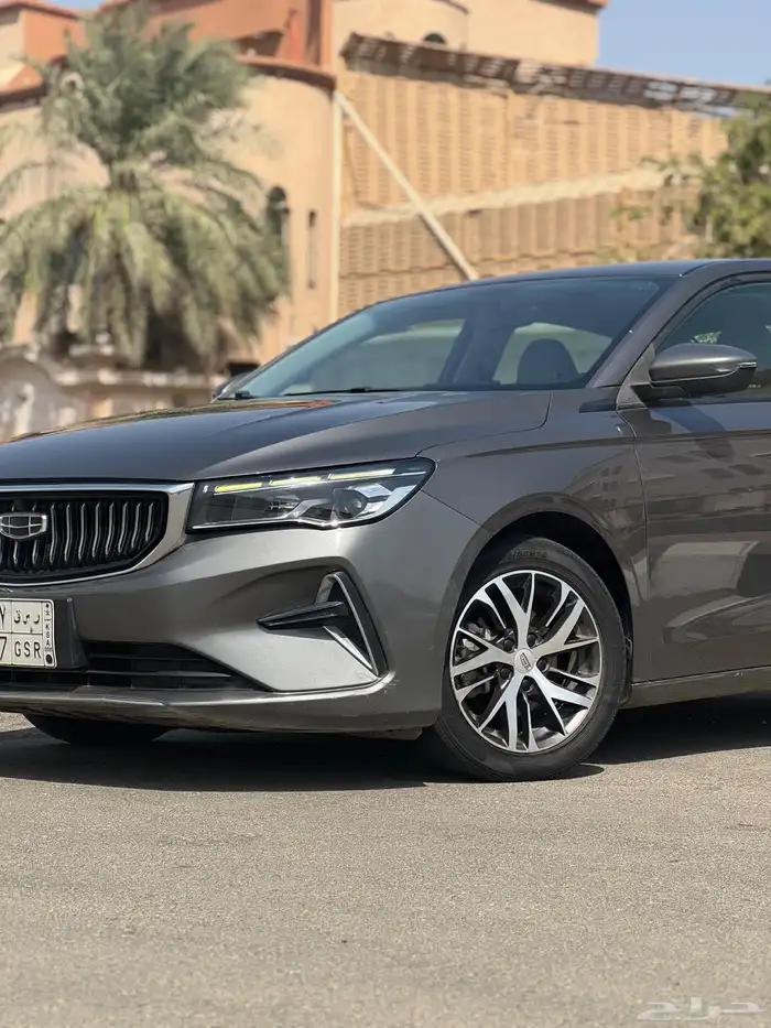 جيلي امجراند 7 نص فل البيع 27500 الف 4