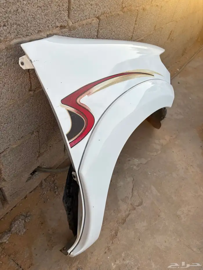 رفرف هايلوكس مدبلة 2013امامي يمين شد بلد 9