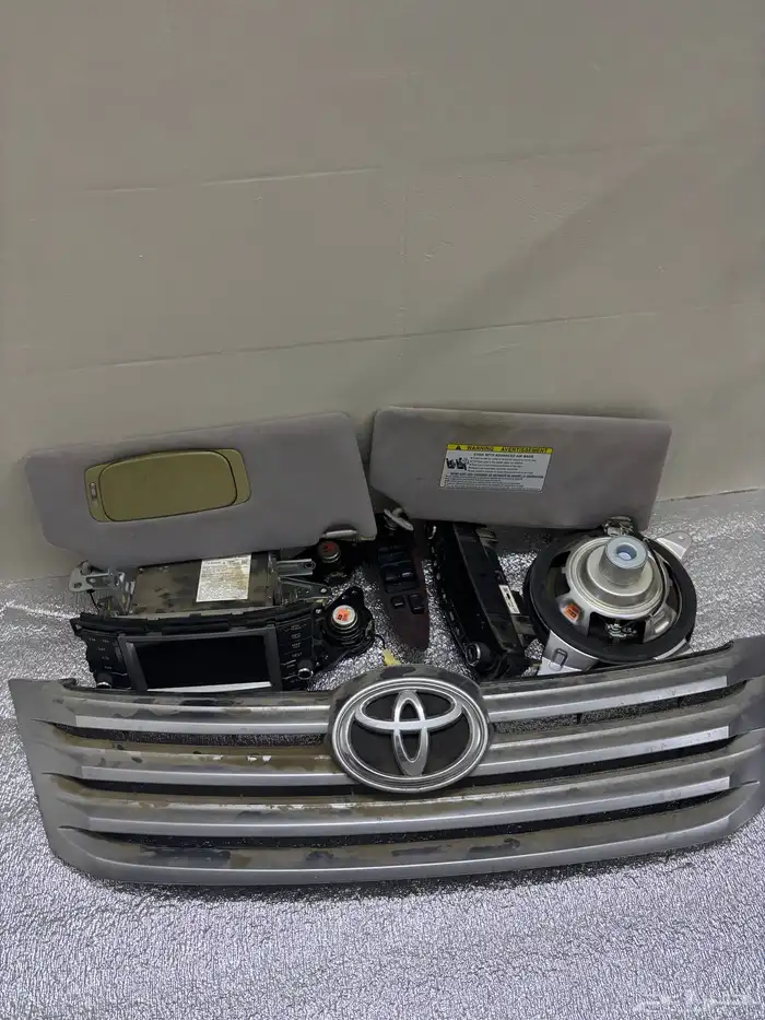 شبك افالون سماعات وشاشه وكنترول مكيف للبيع موديل 2011 و12 4