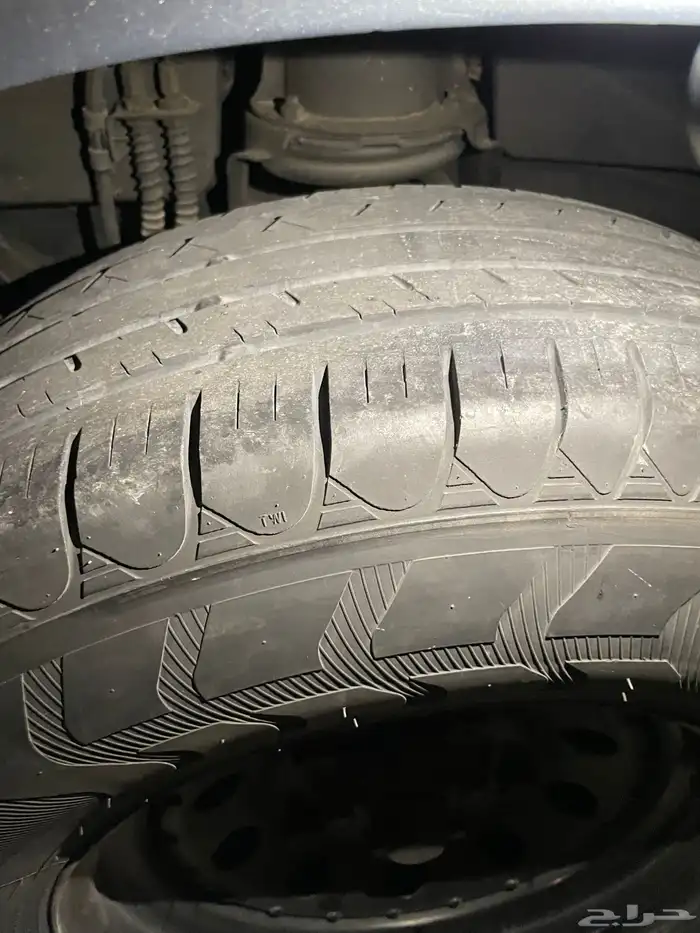 للبيع تواير اربعه مقاس 265 70R16 2