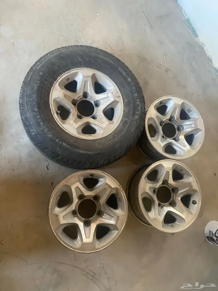 للبيع جنوط شاص او ربع رفرف وكالة كلها زينه 0