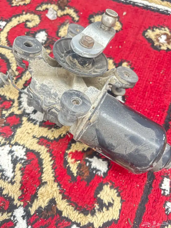 قطع غيار حيب تويوتاء. وجيب نيسان 1
