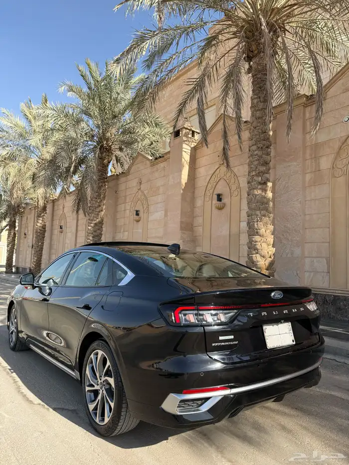 فورد تورس فل كامل تيتانيوم اسود 2023 بدي وكاله بسعر مميز 6