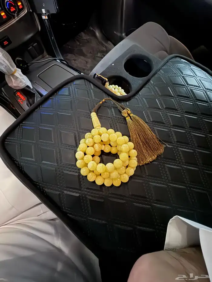 مسباح كهرمان 2