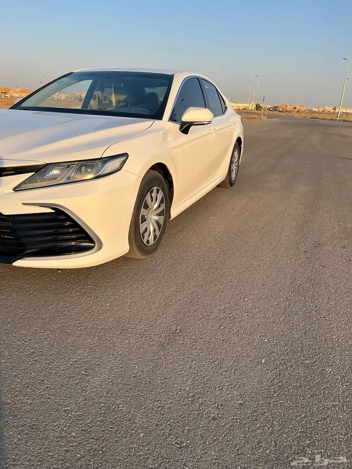 للبيع كامري مديل 2022 شرط 1