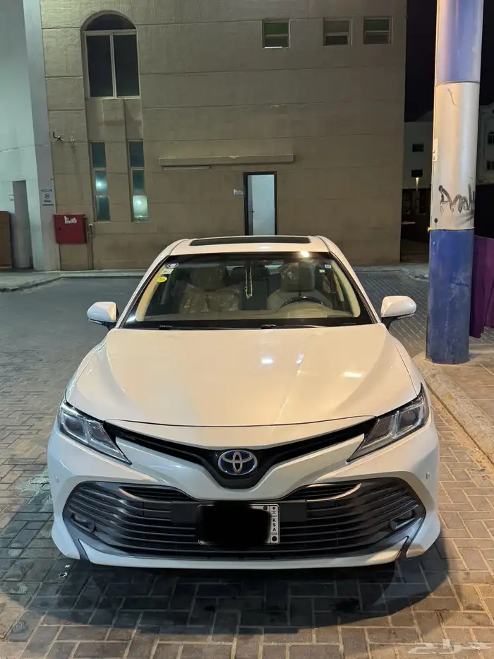Camry 2019 GLE Hybrid 0
