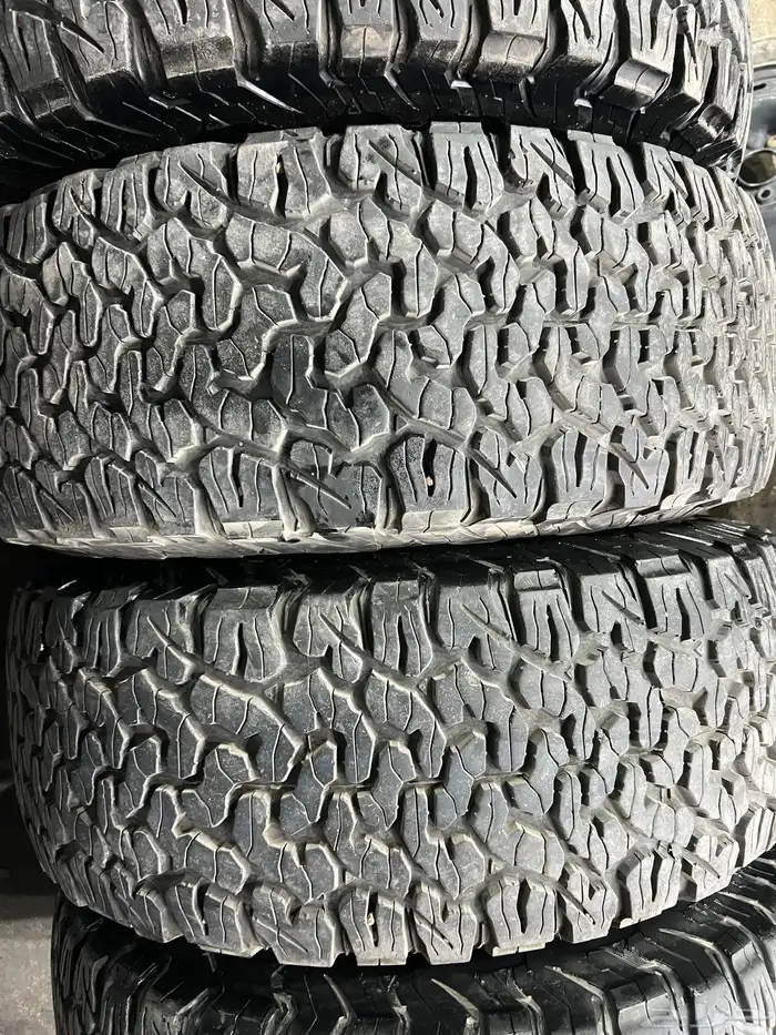 كفرات حجري بي اف مقاس 315 70 17 23
