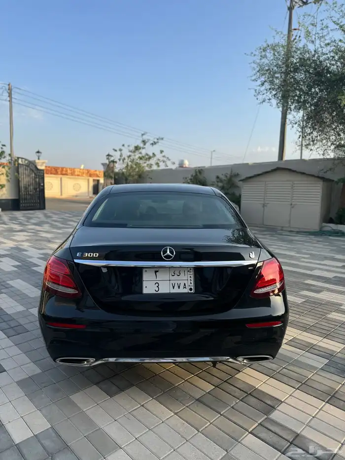 مرسيدس E300 (مخزنه) 7