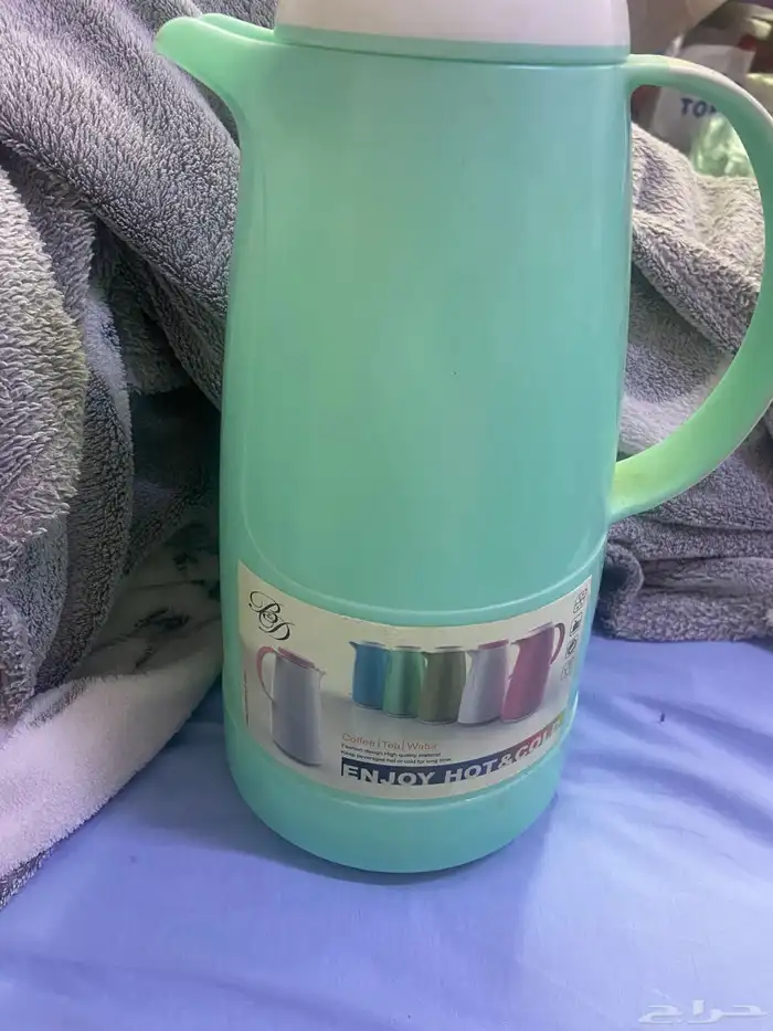 لمبات كوليدر مياه جالون ترابيزه طاولة خشب شاشة كمبيوتر شاشة 13