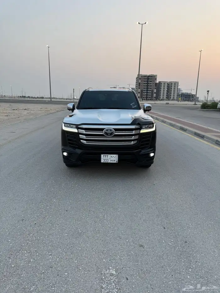 فكسار فل كامل اسود داخليه احمر 1