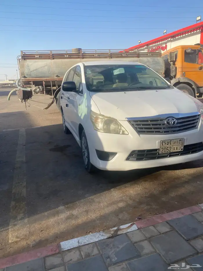 للبيع انوفاء موديل 2013ممشى 136000قابل للزياده 1