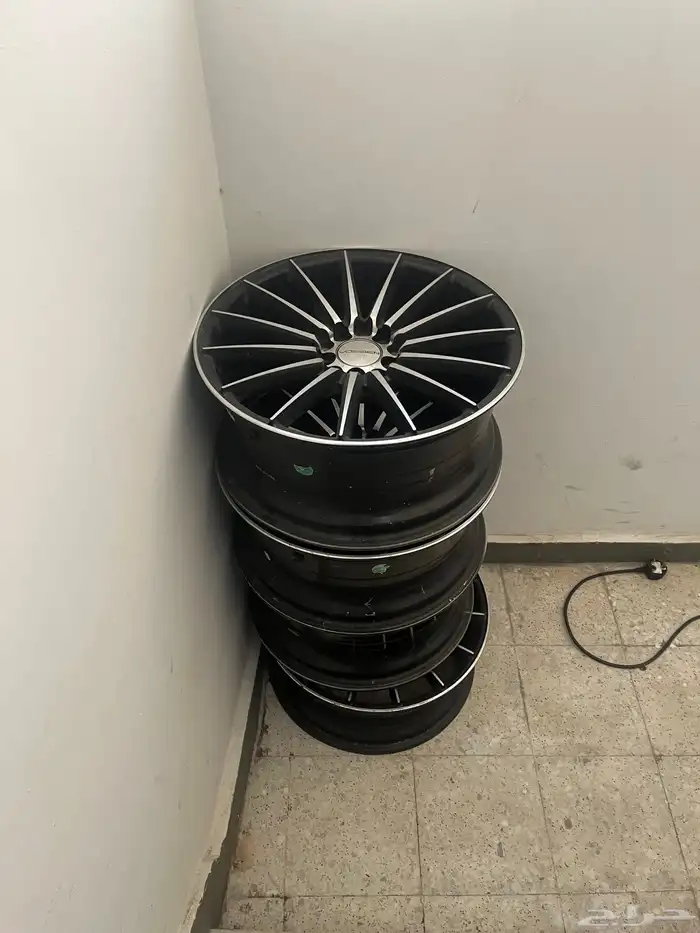 جنوط للبيع 1