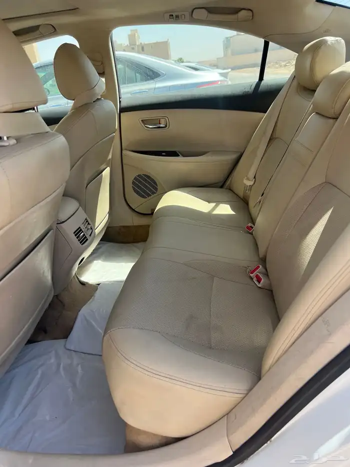 لكزز ES350 موديل 2011 3