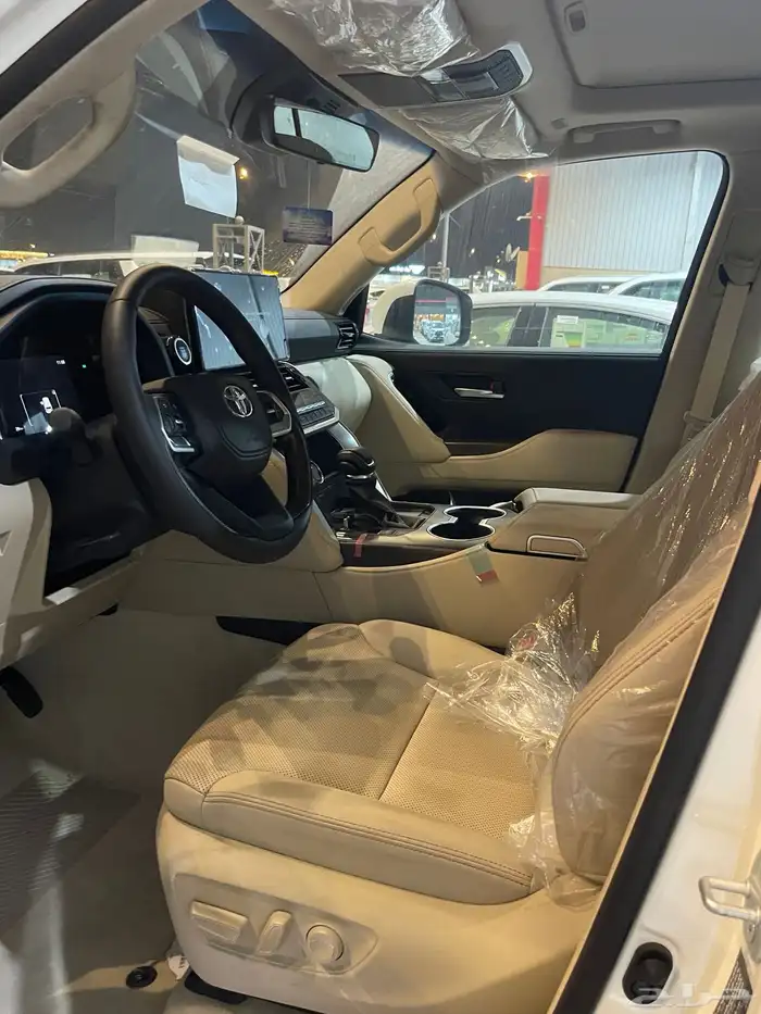 لاندكروزر جكسار GXR L4 2025 3