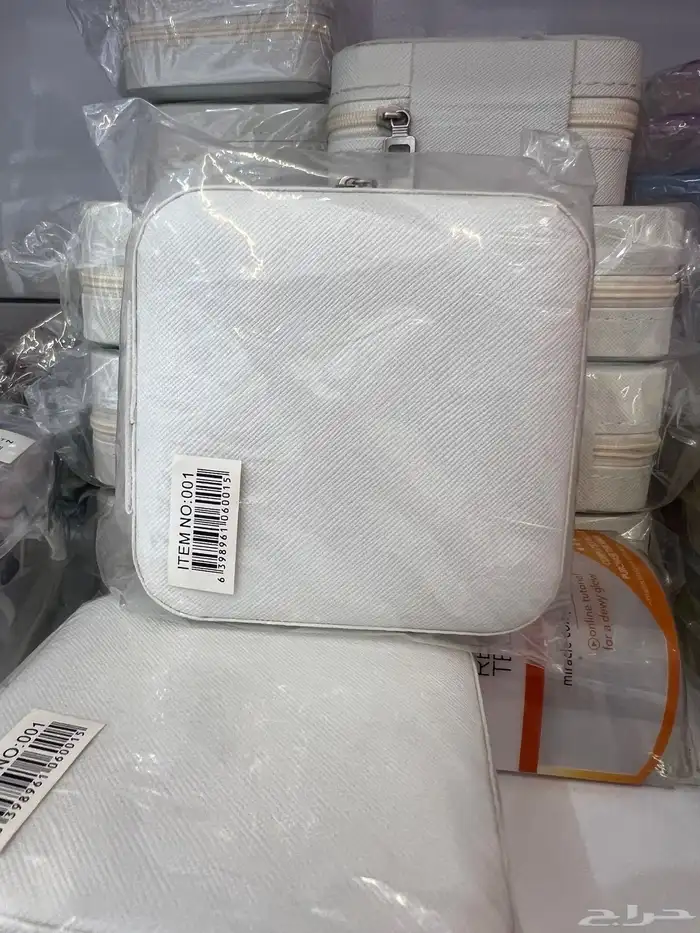 توزيعات يوم المعلم مع امكانيه طباعه كرت او ثيم حسب الطلب 18