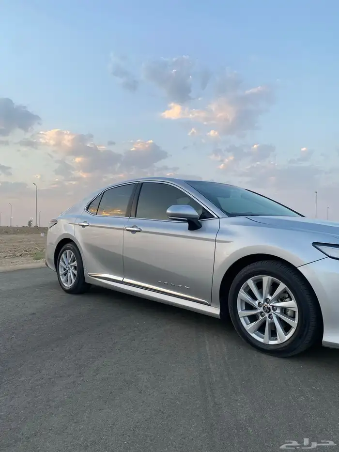 كامري GLE 2023 فل كامل سعوديه 8