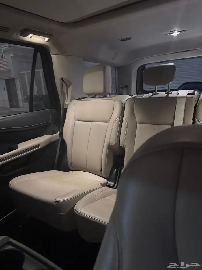 فورد اكسبيديشن 2024 XLT ممشي 20 000 2